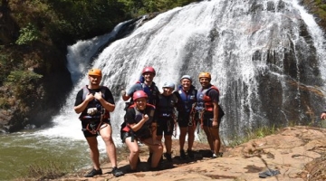 Trải nghiệm chinh phục 6 tầng thác Datanla (canyoning)